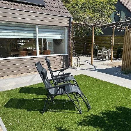 Zilt & Zen Bij Zee Met Whirlpool Holiday home *